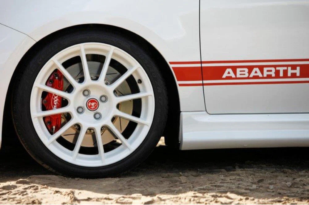 V-Maxx Abarth 500/595/695 Big Brake Kit - Image 3